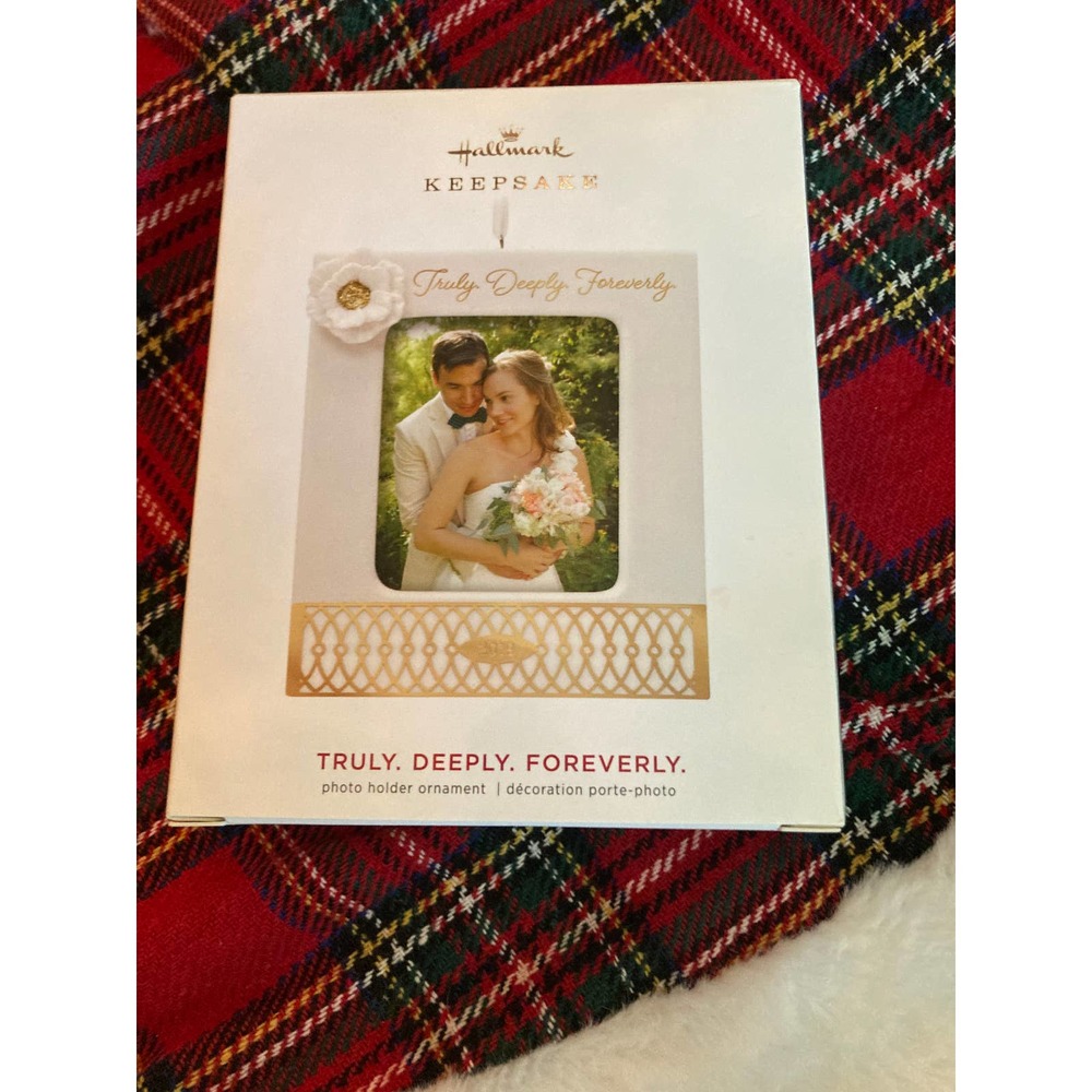 Hallmark Keepsake ornament 2019 Truly, Deeply, Foreverly